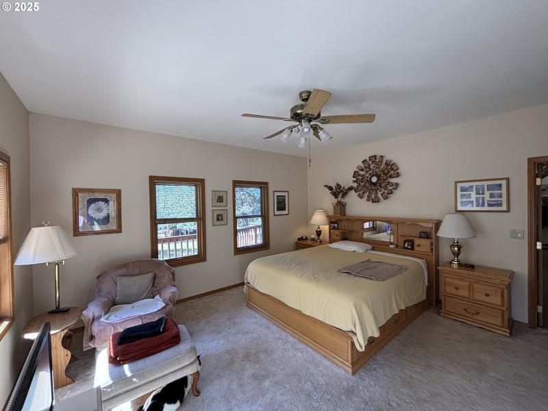 Bedroom, Owner's Suite