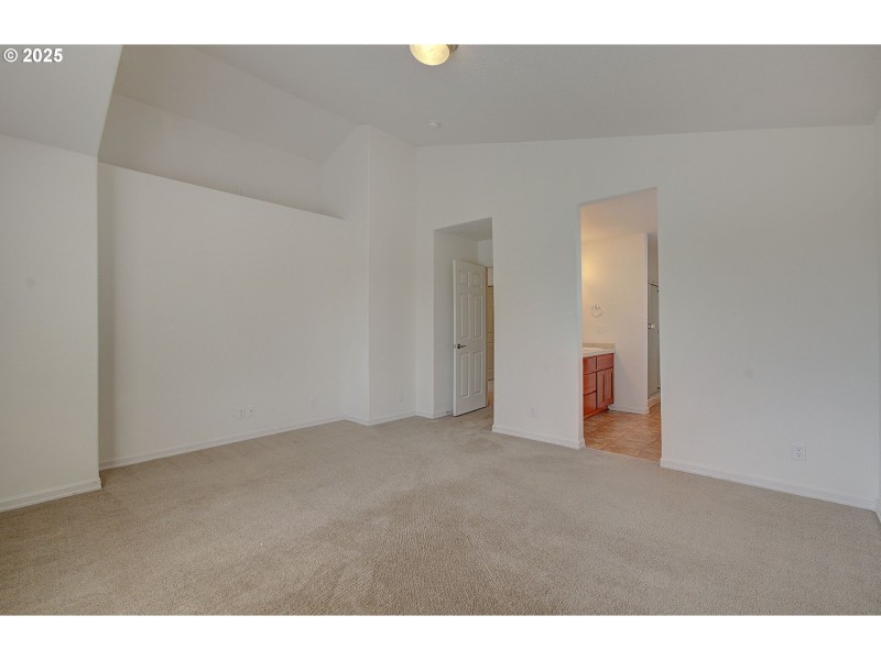 Bedroom, Owner's Suite