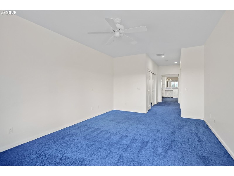 Bedroom, Owner's Suite