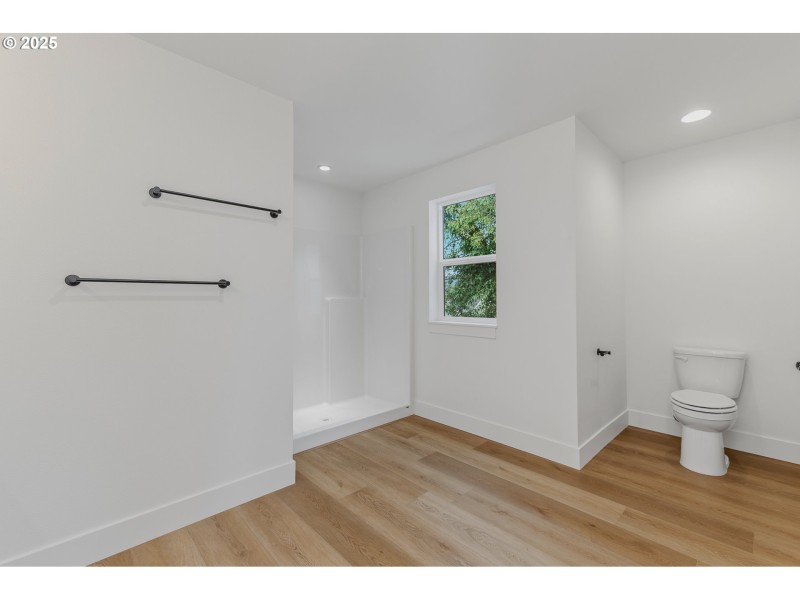 Owner's Suite Bathroom