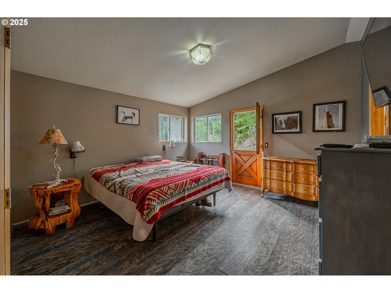 Bedroom, Owner's Suite