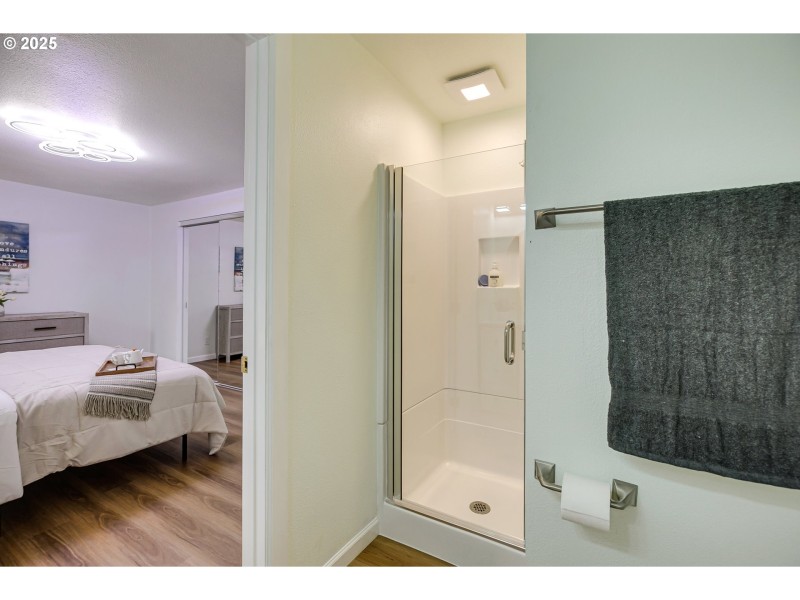 Owner's Suite Bathroom