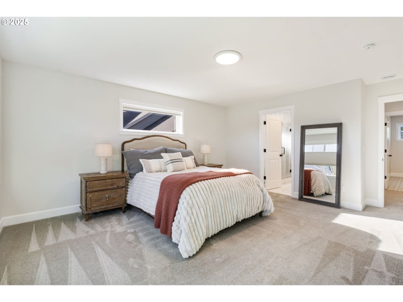 Bedroom, Owner's Suite