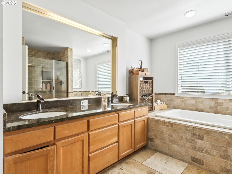 Owner's Suite Bathroom