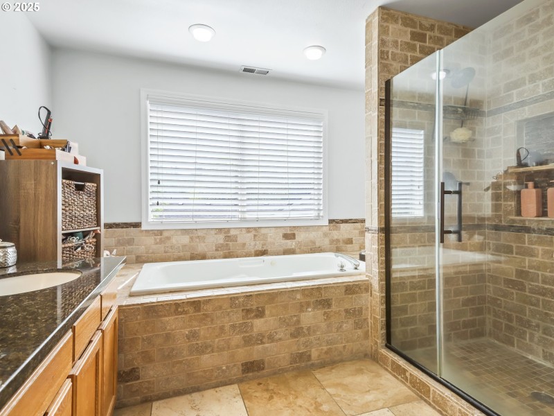 Owner's Suite Bathroom