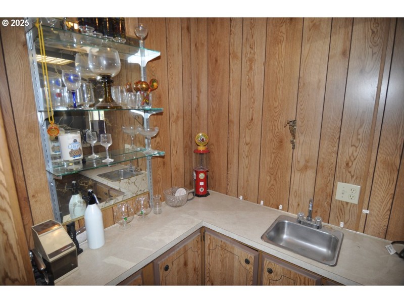 Wet Bar