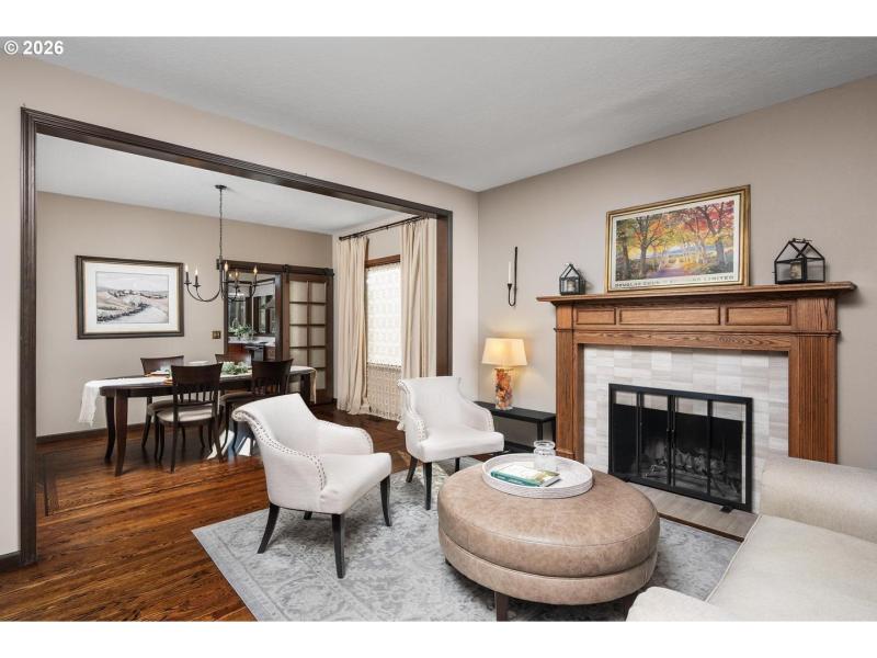 Living Room/Dining Room