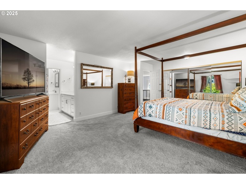 Bedroom, Owner's Suite