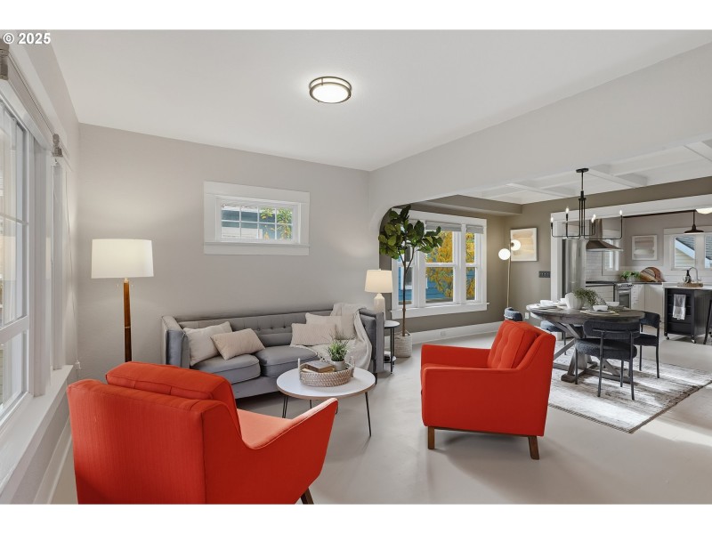 Living Room/Dining Room