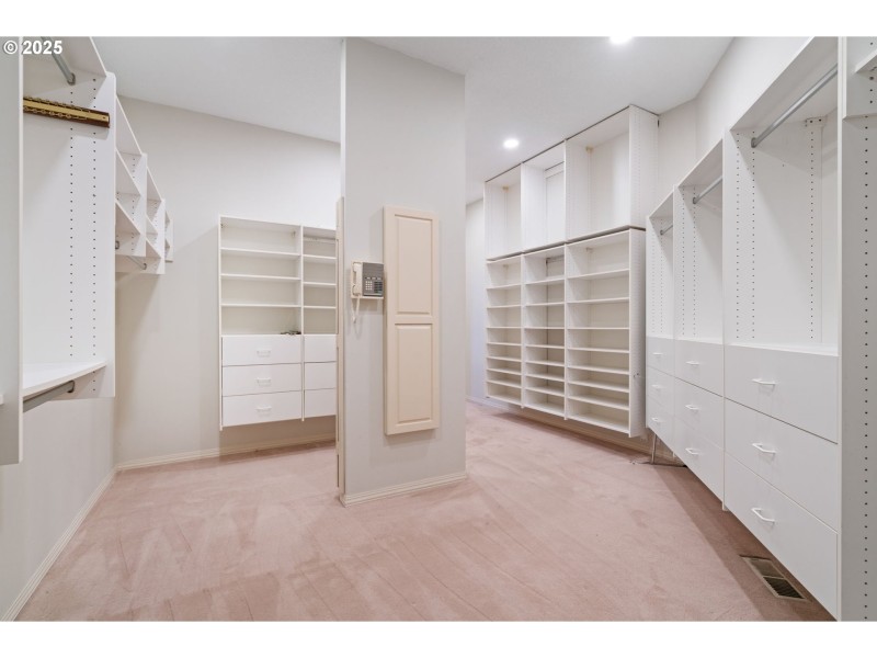 Bedroom, Owner's Suite