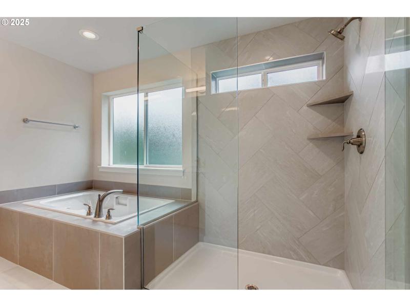 Bedroom, Owner's Suite