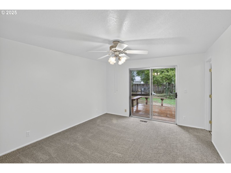 Bedroom, Owner's Suite