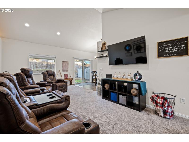 Living Room/Dining Room