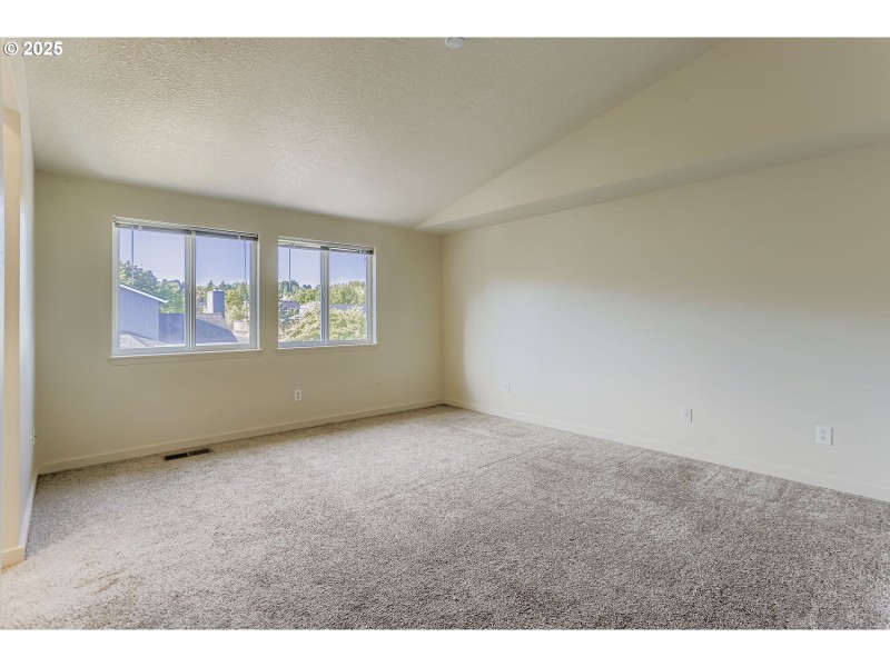 Bedroom, Primary