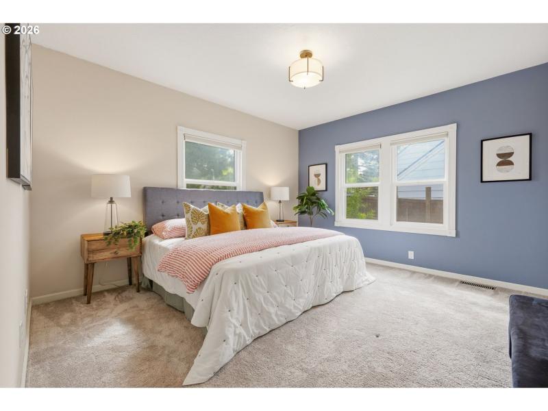 Bedroom, Primary