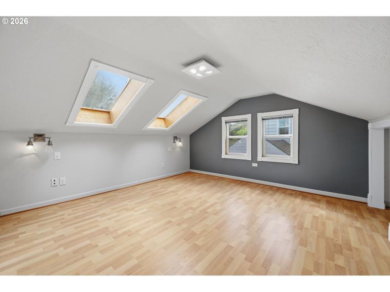 Bonus Room