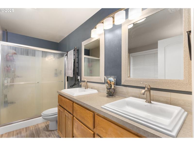 En Suite Bathroom