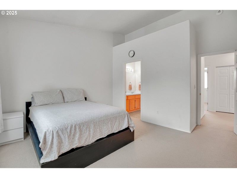 Bedroom, Owner's Suite