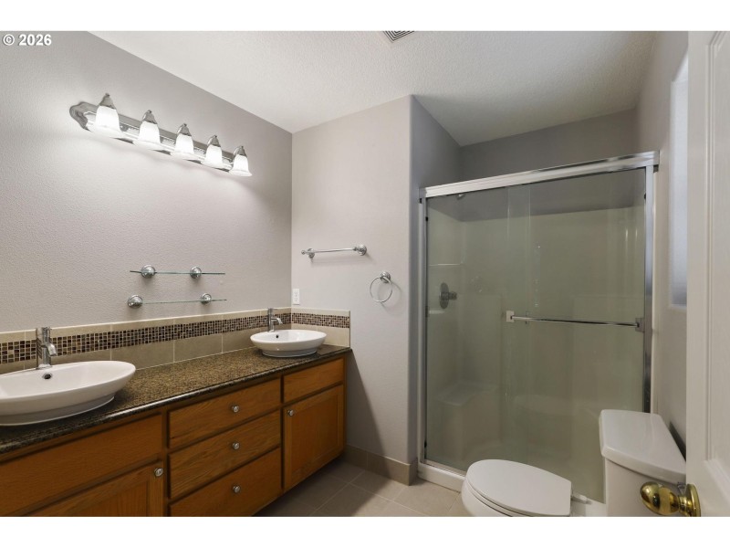 Bathroom, Attached