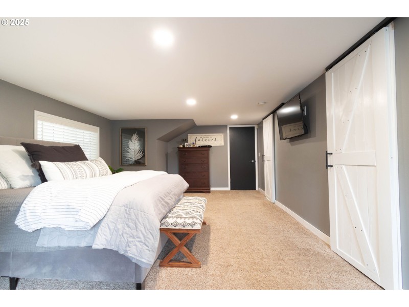 Bedroom, Owner's Suite