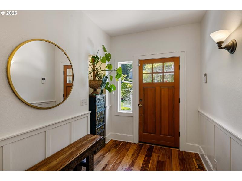 Entrance/Foyer