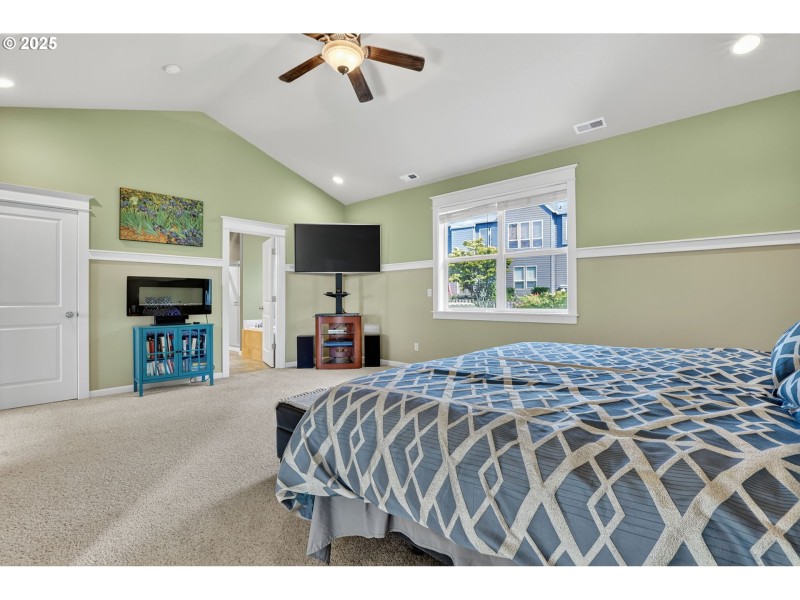 Bedroom, Owner's Suite