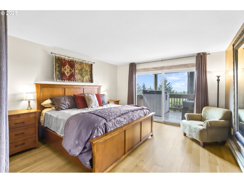 Owner's Suite Bedroom