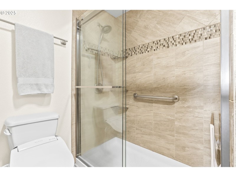 Owner's Suite Bathroom