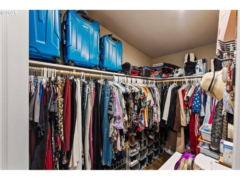 Bedroom, Owner's Suite