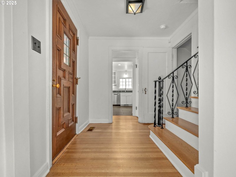 Entrance/Foyer