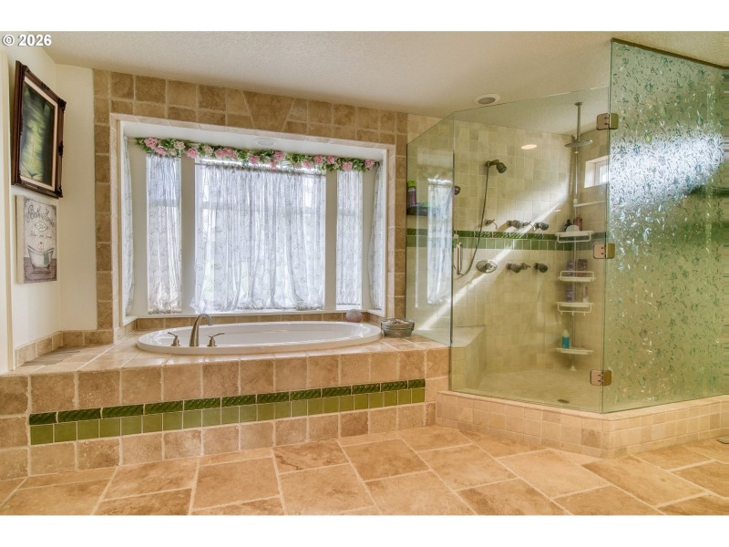 Owner's Suite Bathroom