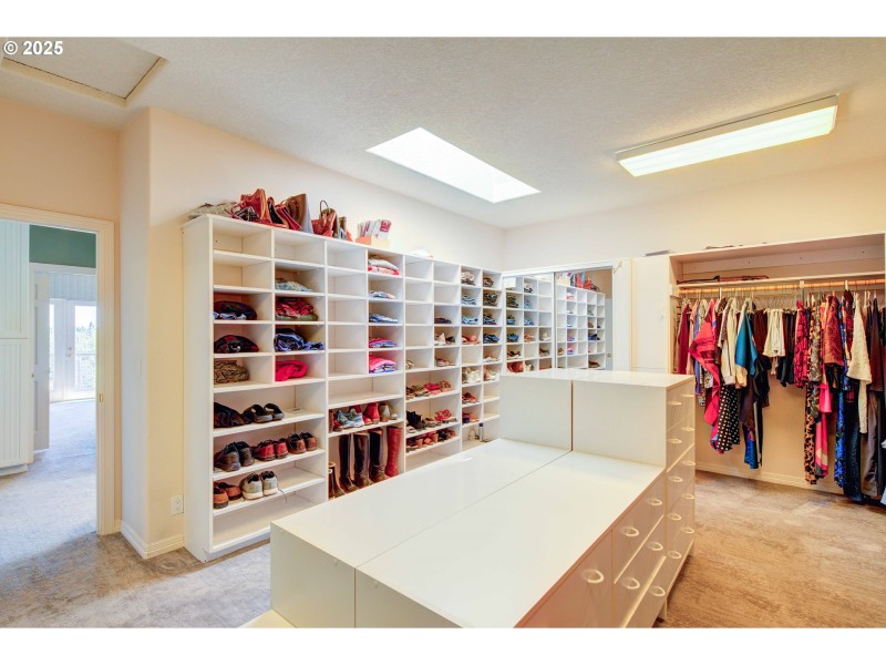 Bedroom, Owner's Suite