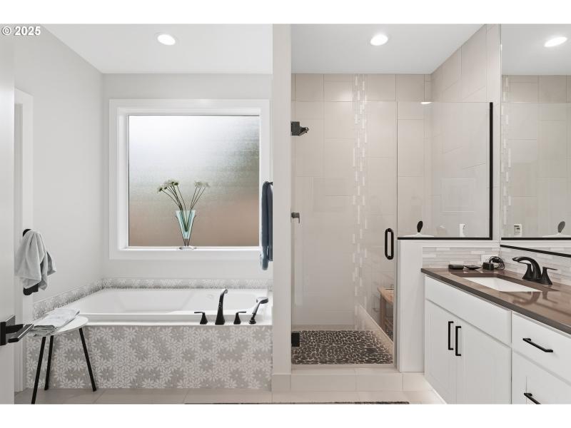 Owner's Suite Bathroom