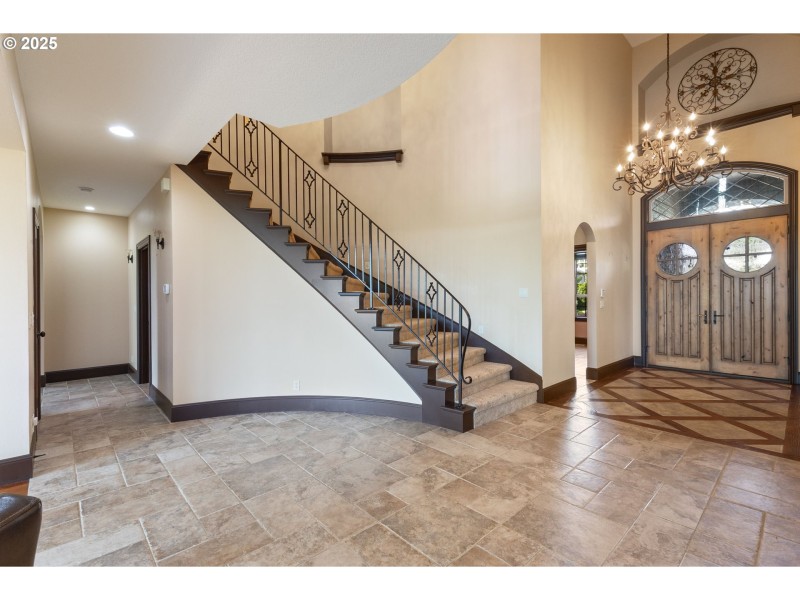 Entrance/Foyer