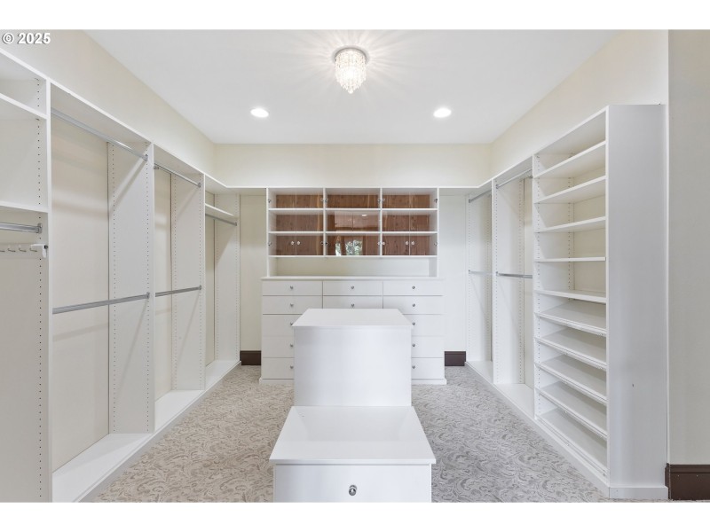 Owner's Suite Bedroom