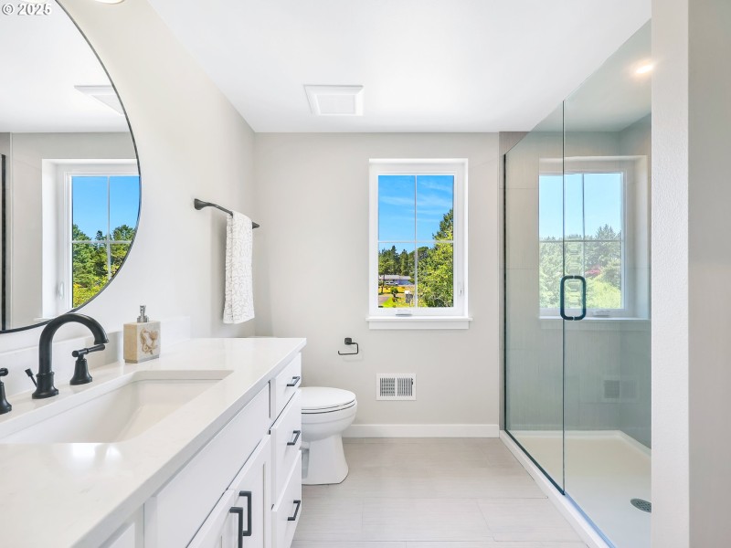 Attached Bathroom #2