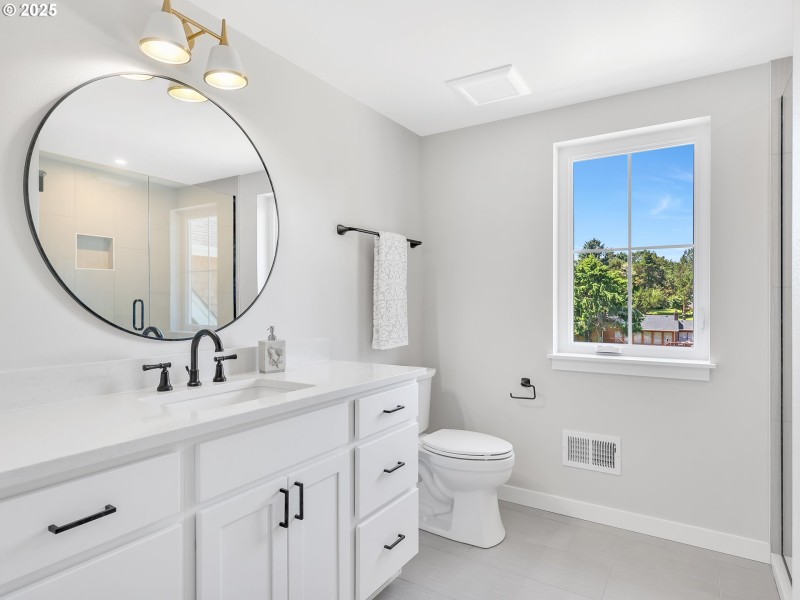 Attached Bathroom #2