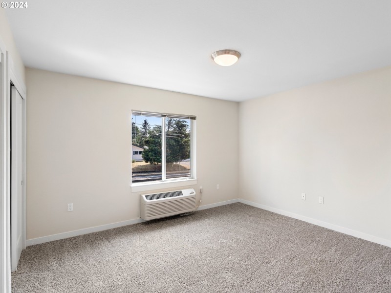 Bedroom, Owner's Suite