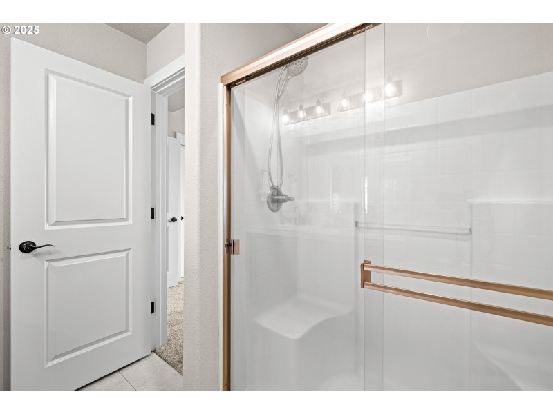 Owner's Suite Bathroom