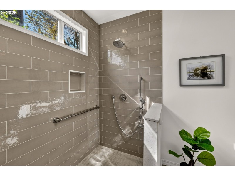 Owner's Suite Bathroom