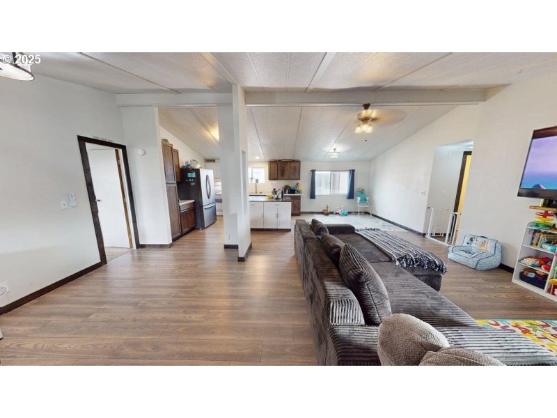 Living Room/Dining Room