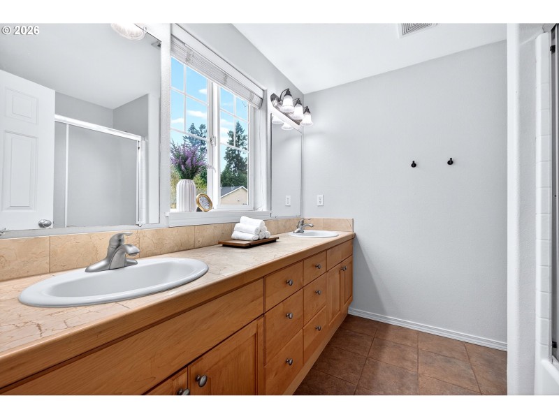 En Suite Bathroom