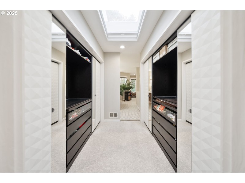 Bathroom, Attached