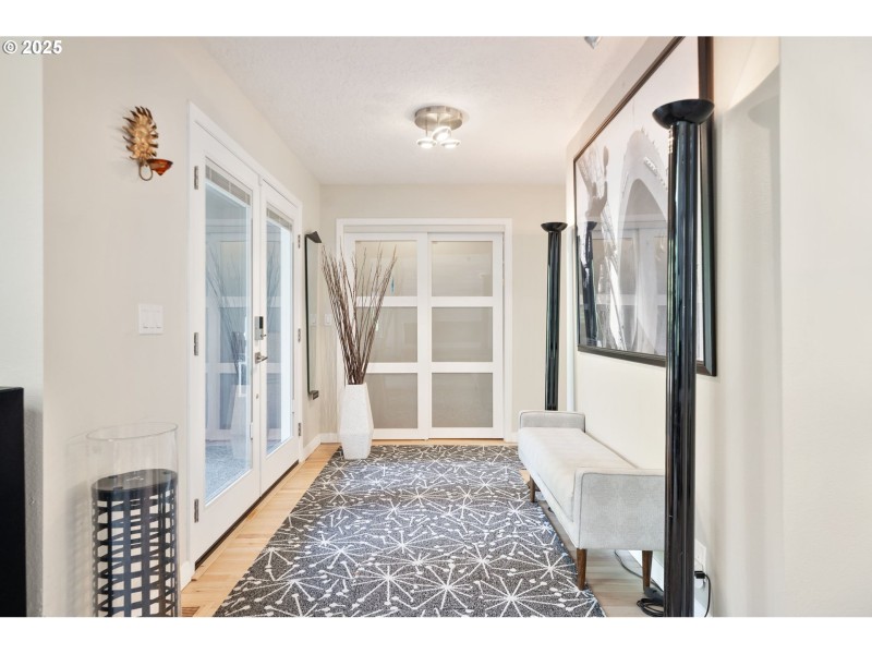 Entrance/Foyer