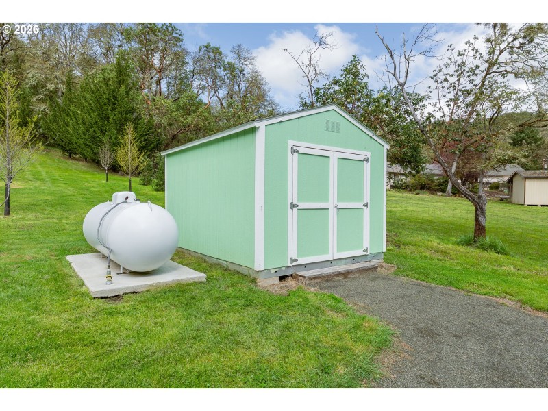 Shed