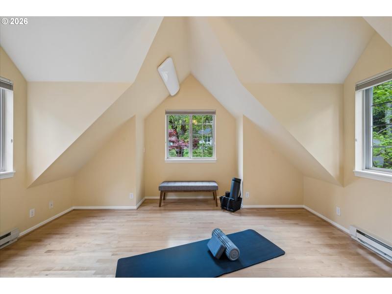 Bonus Room