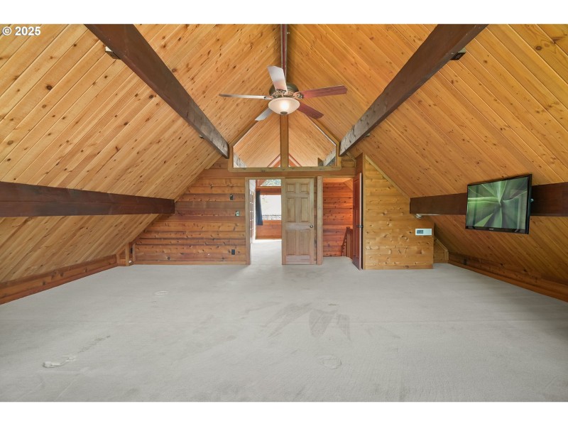 Owner's Suite Bedroom