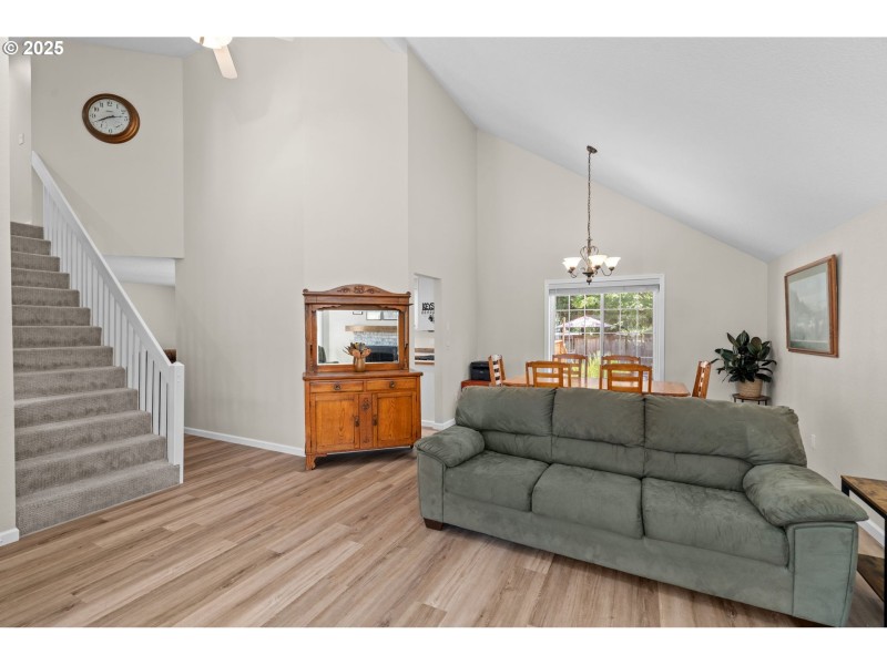 Living Room/Dining Room