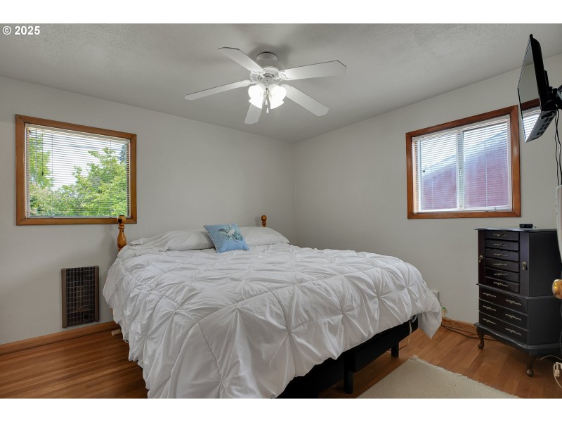 Bedroom, Owner's Suite