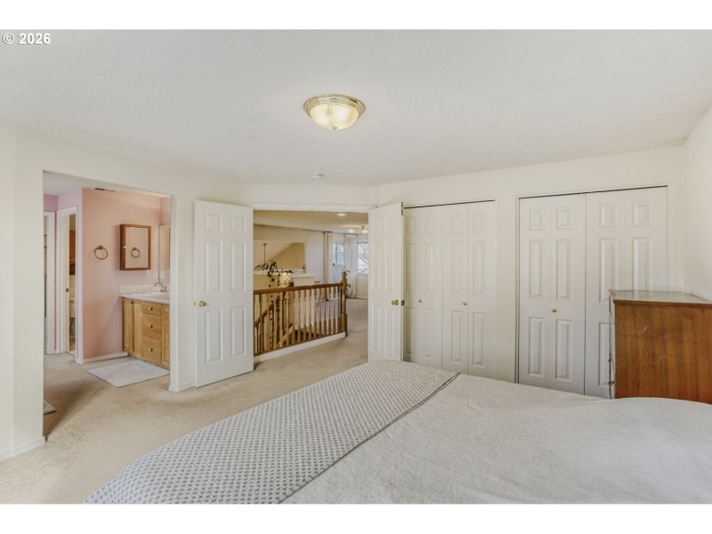 Bedroom, Owner's Suite